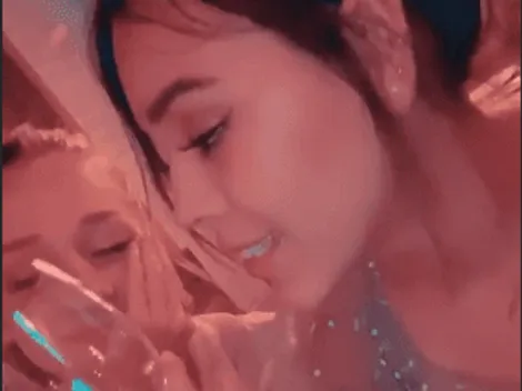 Lo que el mundo esperaba: el beso de Danna Paola y Ester Expósito de Élite