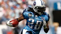 Chris Johnson #28 of the Tennessee Titans runs with the ball during their game against the Jacksonville Jaguars at LP Field on September 7, 2008.
