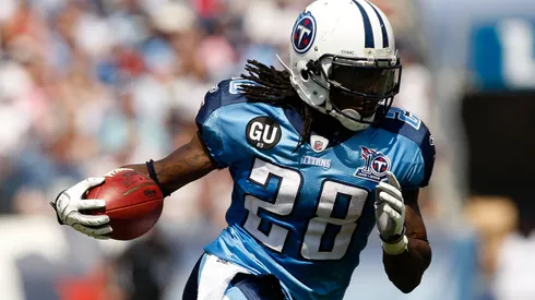 Chris Johnson #28 of the Tennessee Titans runs with the ball during their game against the Jacksonville Jaguars at LP Field on September 7, 2008.