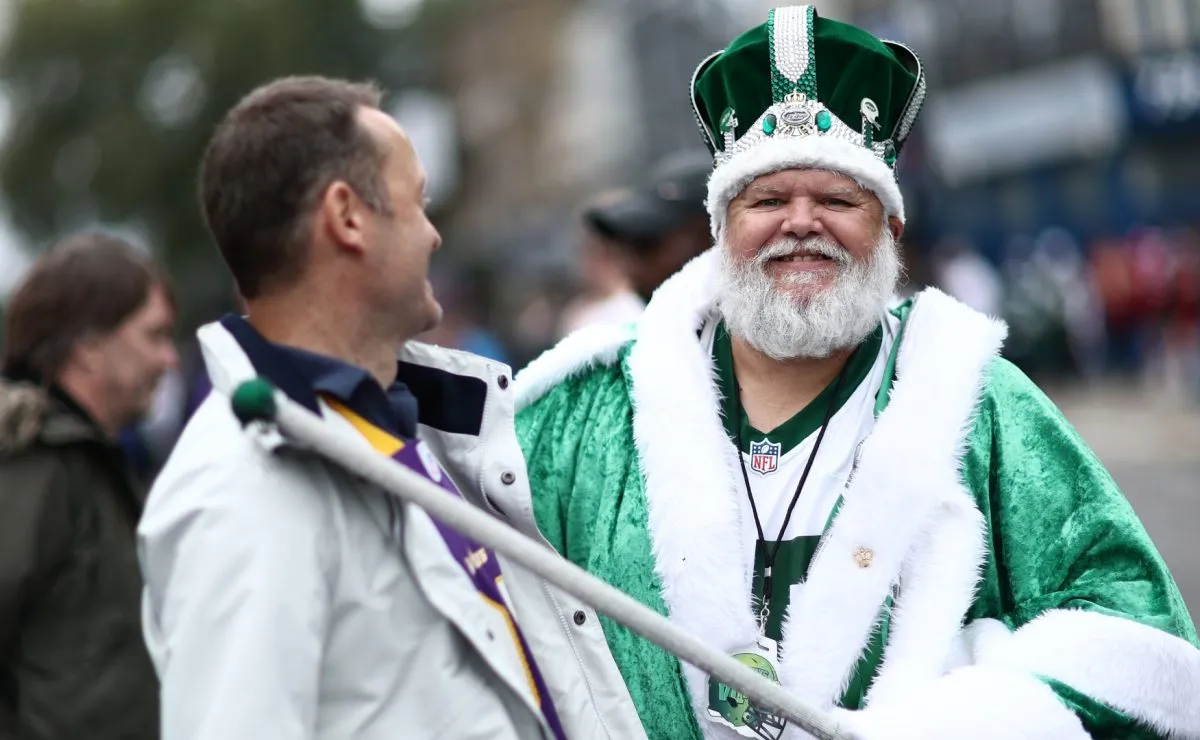 A fan of New york Jets, shows their support, while wearing fancy dress prior to the NFL match between New York Jets and Minnesota Vikings in 2024. (Source: Naomi Baker/Getty Images)