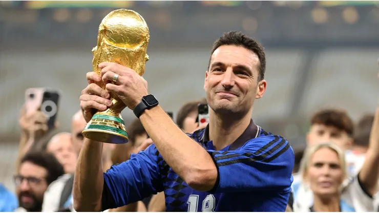 Lionel Scaloni coach of Argentina with the World Cup trophy at Lusail Stadium in Qatar