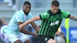 Denzel Dumfries of Inter and Andrea Pinamonti of Sassuolo
