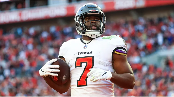 Leonard Fournette - Tampa Bay Buccaneers - NFL 2021