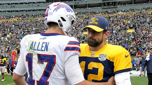 Josh Allen (left, Buffalo Bills) greeting Aaron Rodgers (right, Green Bay Packers) after their NFL 2018 matchup