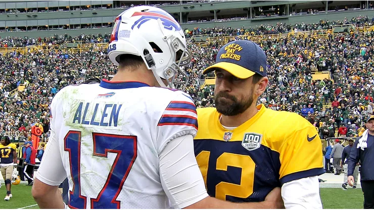 Josh Allen (left, Buffalo Bills) greeting Aaron Rodgers (right, Green Bay Packers) after their NFL 2018 matchup