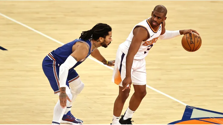 Chris Paul and Derrick Rose during 2021