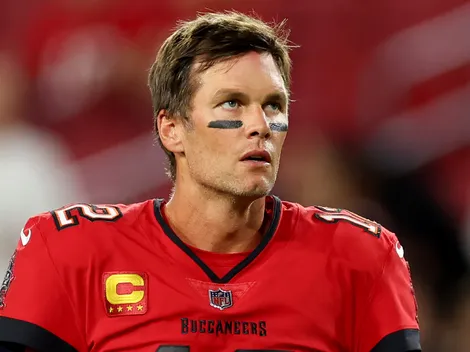 Tom Brady and other NFL legends welcome rookies with amazing surprise