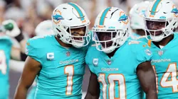 Tua Tagovailoa (left) with Tyreek Hill (right) - Miami Dolphins (NFL 2022)