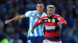 Nicolás Reniero of Racing Club and Giorgian De Arrascaeta of Flamengo
