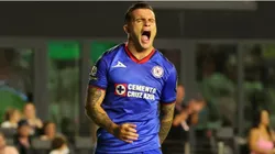 Elias Hernandez #11 of Cruz Azul
