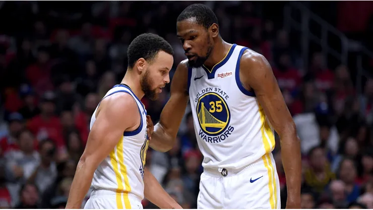 Stephen Curry (left) and Kevin Durant
