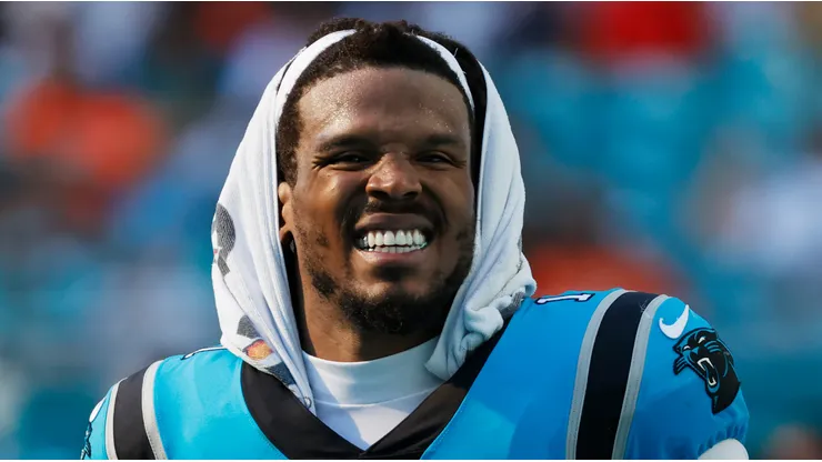 Cam Newton - Carolina Panthers - NFL 2021