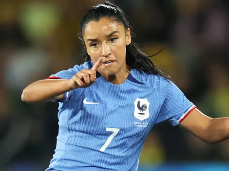 Sakina Karchaoui’s Profile: Age, Heights, Ethnicity, Partner, Salary, and Social Media Accounts