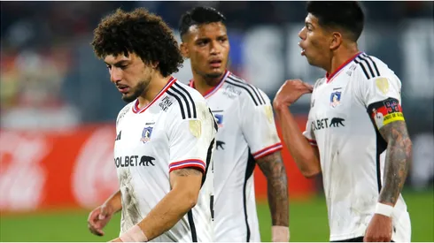 Players of Colo Colo leave the field