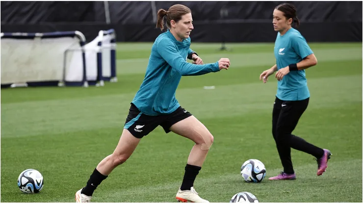 Rebekah Stott at a New Zealand women's football training session