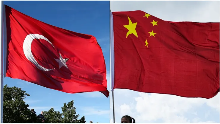 Turkish flag (L) and Chinese flag (R)