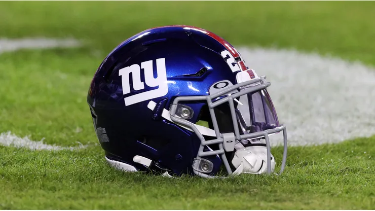 New York Giants helmet - NFL 2022
