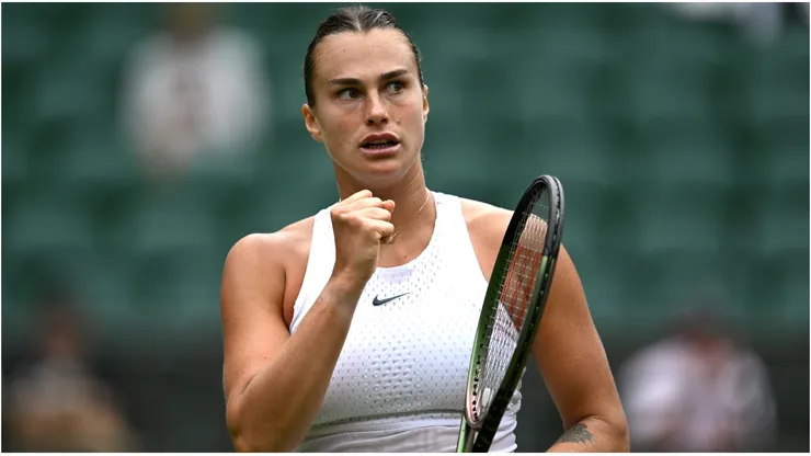 Aryna Sabalenka celebrates against Ekaterina Alexandrova