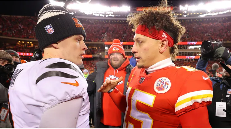 Joe Burrow (left, Cincinnati Bengals), Patrick Mahomes (right, Kansas City Chiefs) - NFL 2022