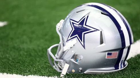 Dallas Cowboys helmet (NFL 2018)