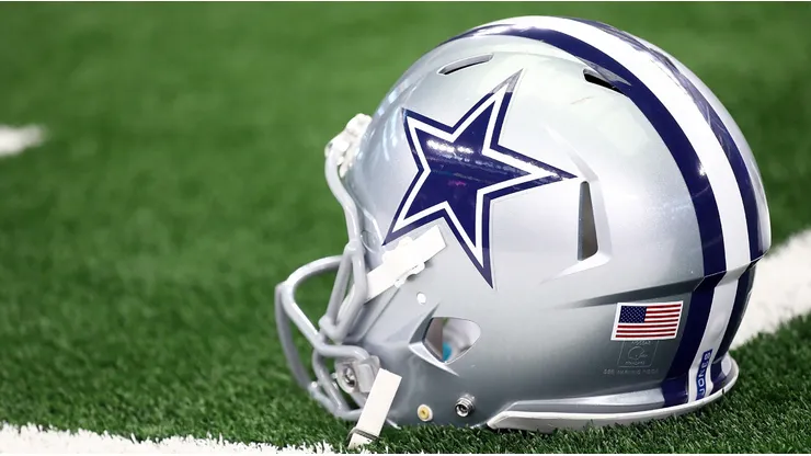 Dallas Cowboys helmet (NFL 2018)