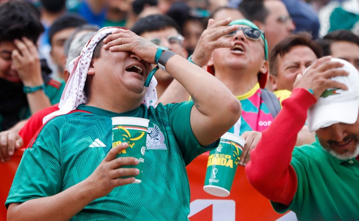 Video: Images surface of stabbing during Mexico - Qatar match at 2023 ...