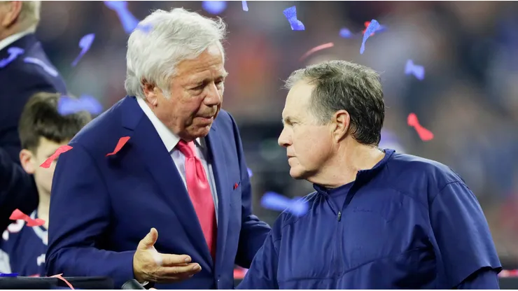 Robert Kraft with Bill Belichick - New England Patriots - NFL 2017
