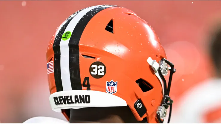 Cleveland Browns helmet - NFL 2023