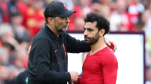 Jurgen Klopp with Mo Salah - Liverpool Premier League (2022)