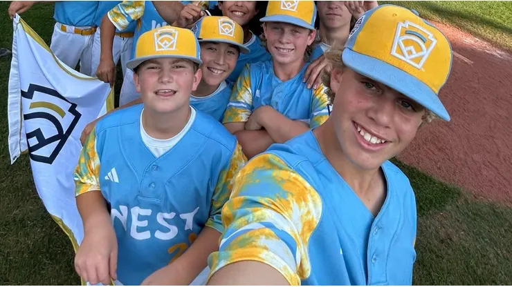 Players of the California baseball team