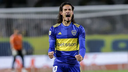 Edinson Cavani celebrates after scoring for Boca Juniors.