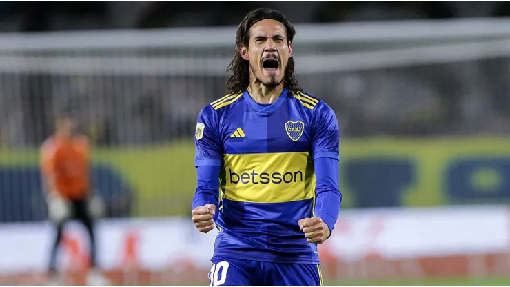 Edinson Cavani celebrates after scoring for Boca Juniors.