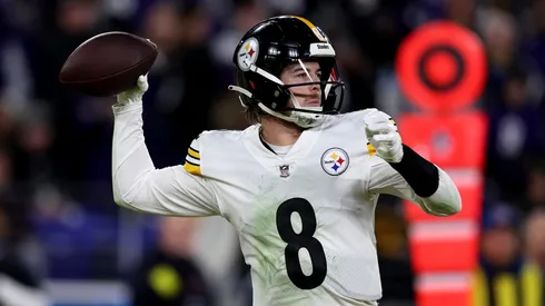 Kenny Pickett quarterback of the Pittsburgh Steelers
