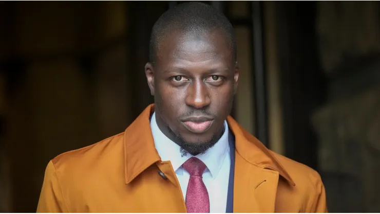 Benjamin Mendy near bankruptcy and looking for huge payday from Manchester City