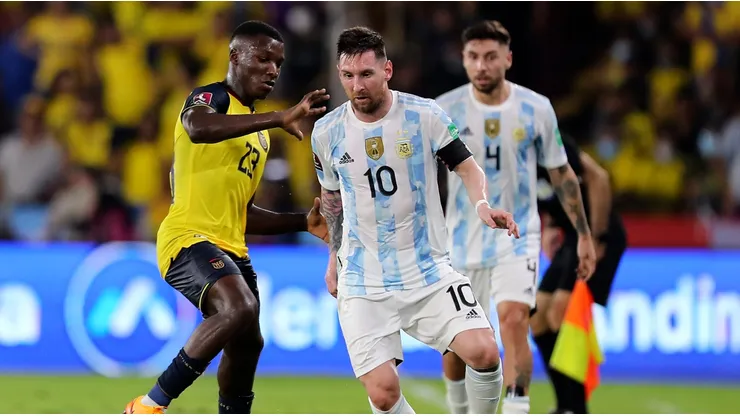 Messi against Moises Caicedo
