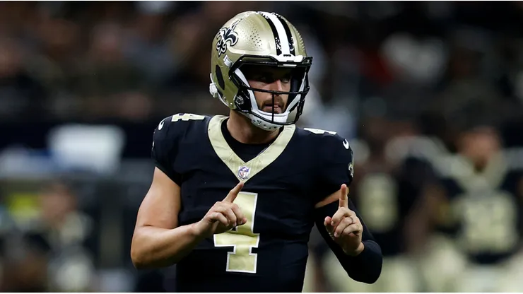 Derek Carr - New Orleans Saints - NFL 2023