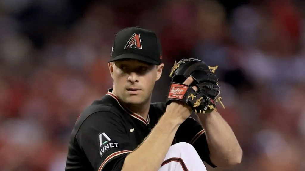 Joe Mantiply #35 of the Arizona Diamondbacks