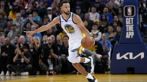 Stephen Curry #30 of the Golden State Warriors