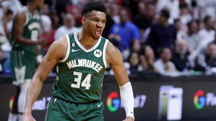 Giannis Antetokounmpo #34 of the Milwaukee Bucks