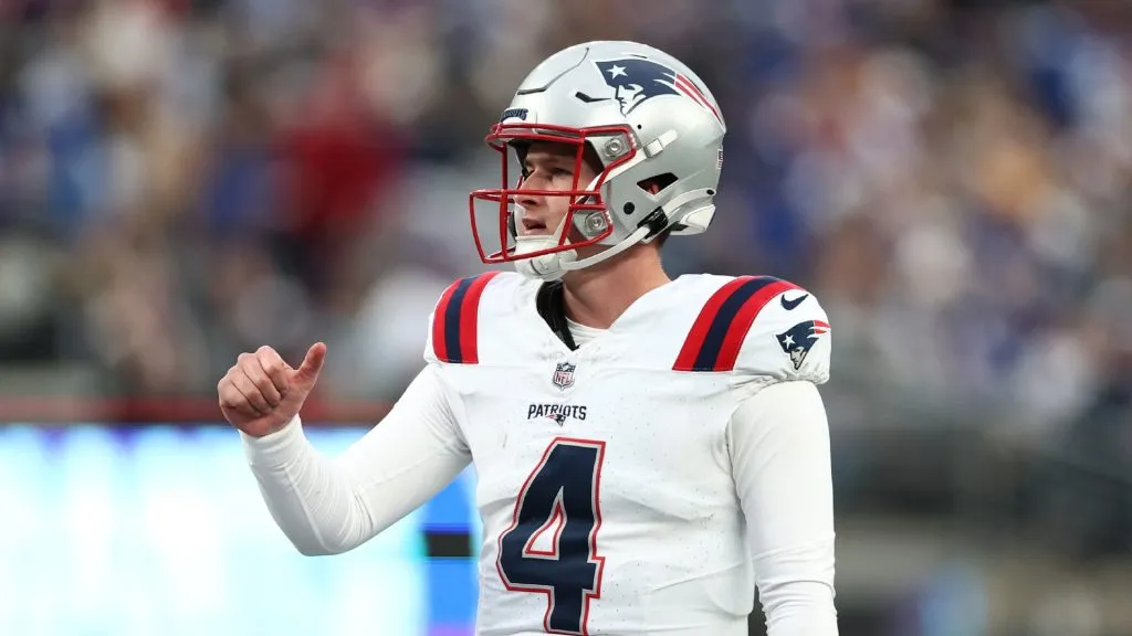 Bailey Zappe calls a play against the New York Giants.