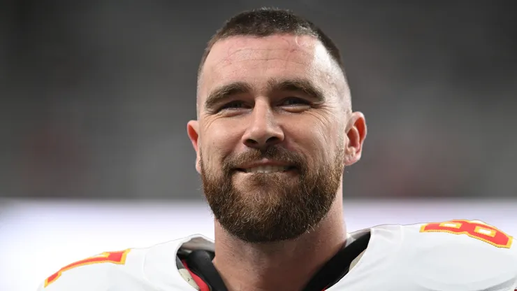 Travis Kelce tight end of the Chiefs