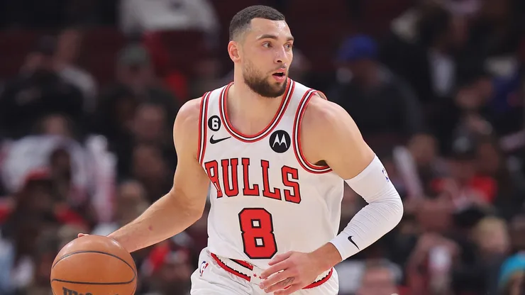 Zach LaVine dribbling the basketball.