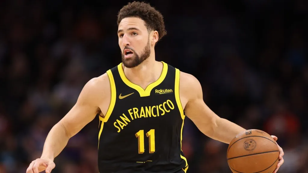 Klay Thompson dribble