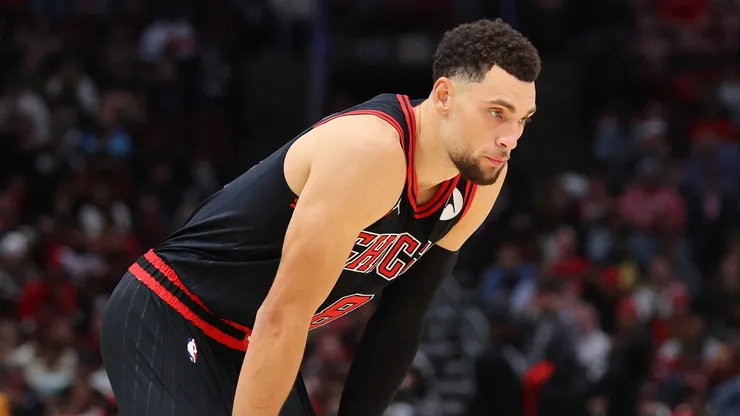 Zach LaVine during a game against the Suns