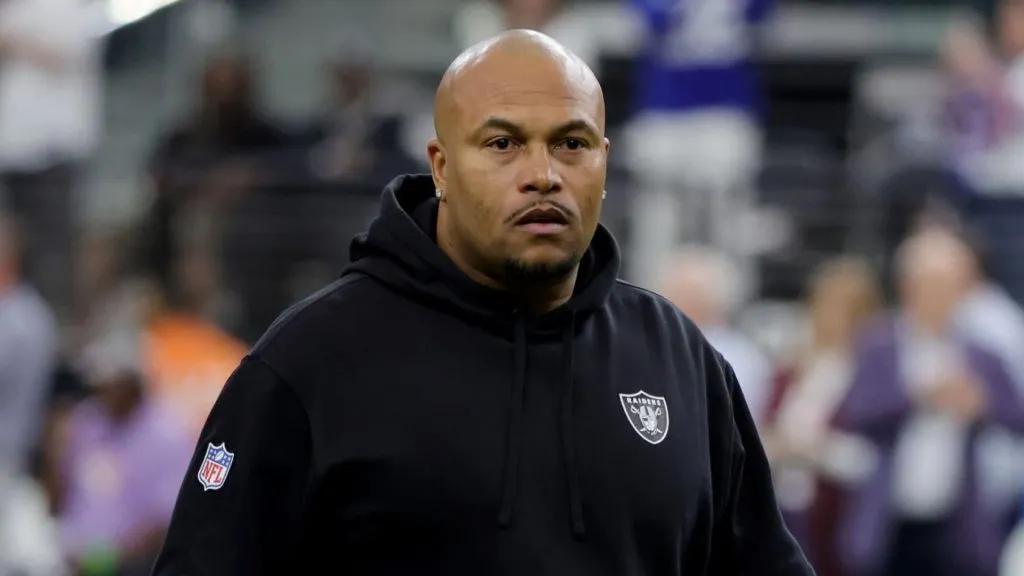 Interim head coach Antonio Pierce of the Las Vegas Raiders