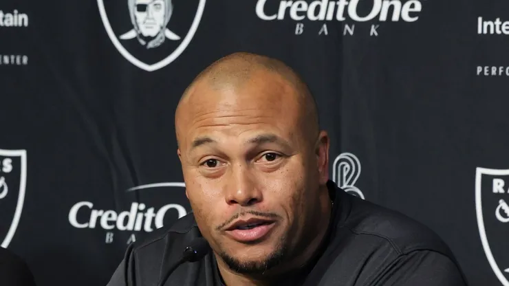 Interim head coach Antonio Pierce of the Las Vegas Raiders