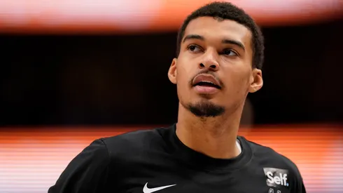 Victor Wembanyama before a game with the San Antonio Spurs.