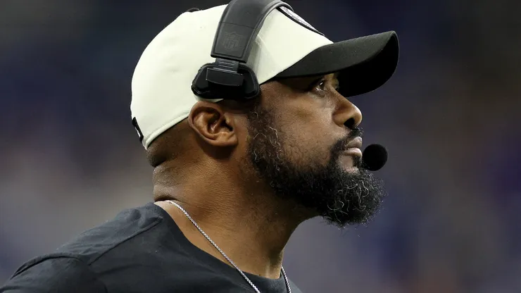 Mike Tomlin the head coach of the Pittsburgh Steelers