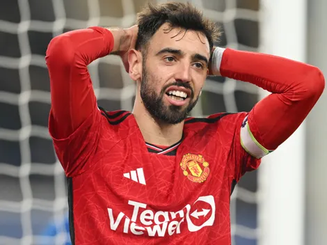Video: Bruno Fernandes receives huge backlash after missing penalty kick for Manchester United vs Chelsea