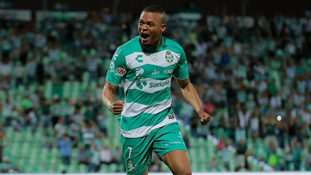 Harold Preciado of Santos – Manuel Guadarrama/Getty Images